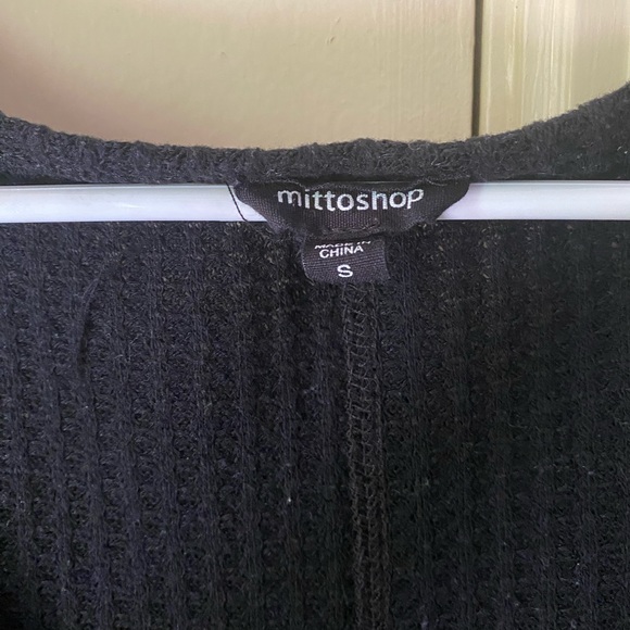 V Neck Sweater - Picture 3 of 3